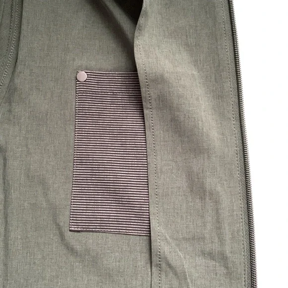 VUORI Outdoor Trainer Shell - Picture 12 of 15